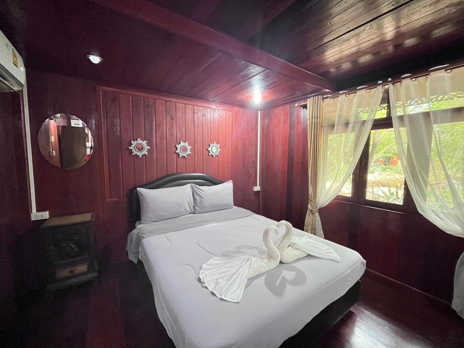 Denchai City Resort เด่นชัยซิตี้ รีสอร์ท Phrae Luaran gambar